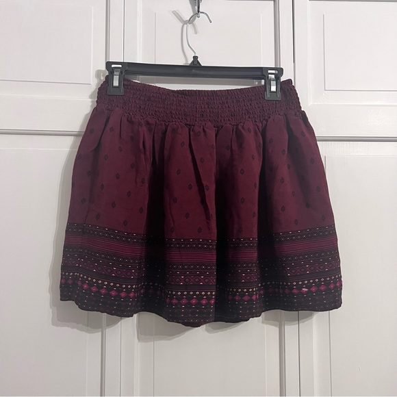 Burgundy Patterned Mini Skirt - Picture 3 of 3